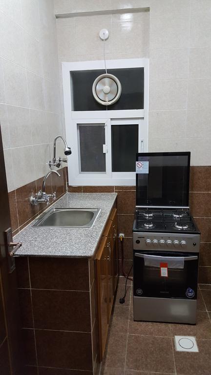 Golden Seasons Furnished Apartment サラーラ エクステリア 写真
